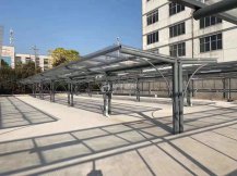 <b>钢结构配耐力板自行车充电车棚安装完成</b>